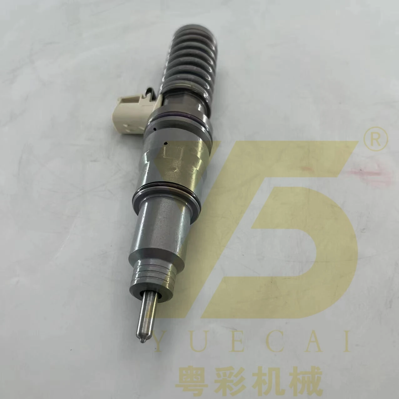 Inyector de motor diésel YUE CAI 21582094 21644596 85003948 BEBE4D35001 para MD11