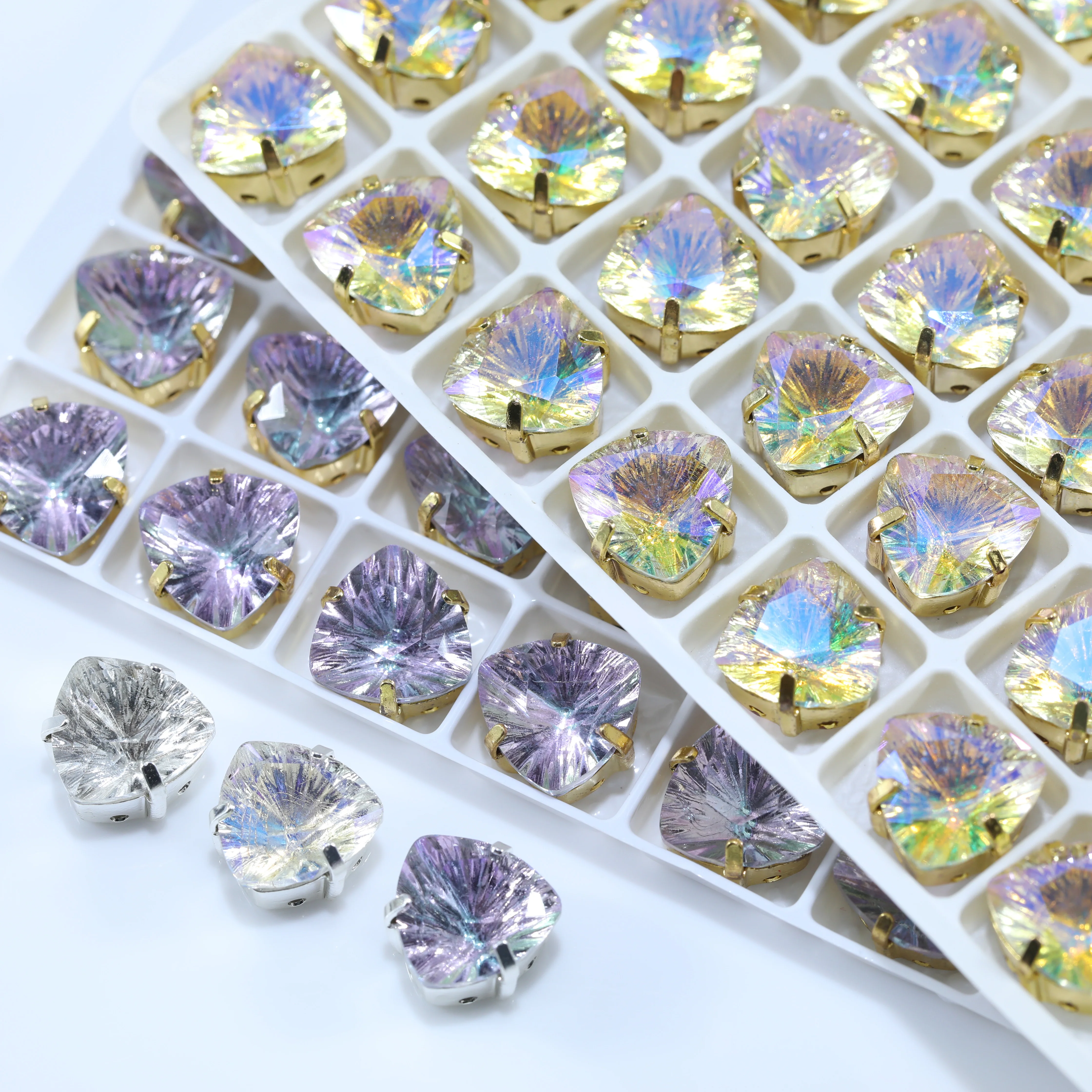Mehrfacetten-Tigerkopf-Millennium-Schliff-Aufnäh-Strasssteine mit Metallfassung, K9-Glas-Kristall-Strass für Kleidung und Taschen – Detail 4