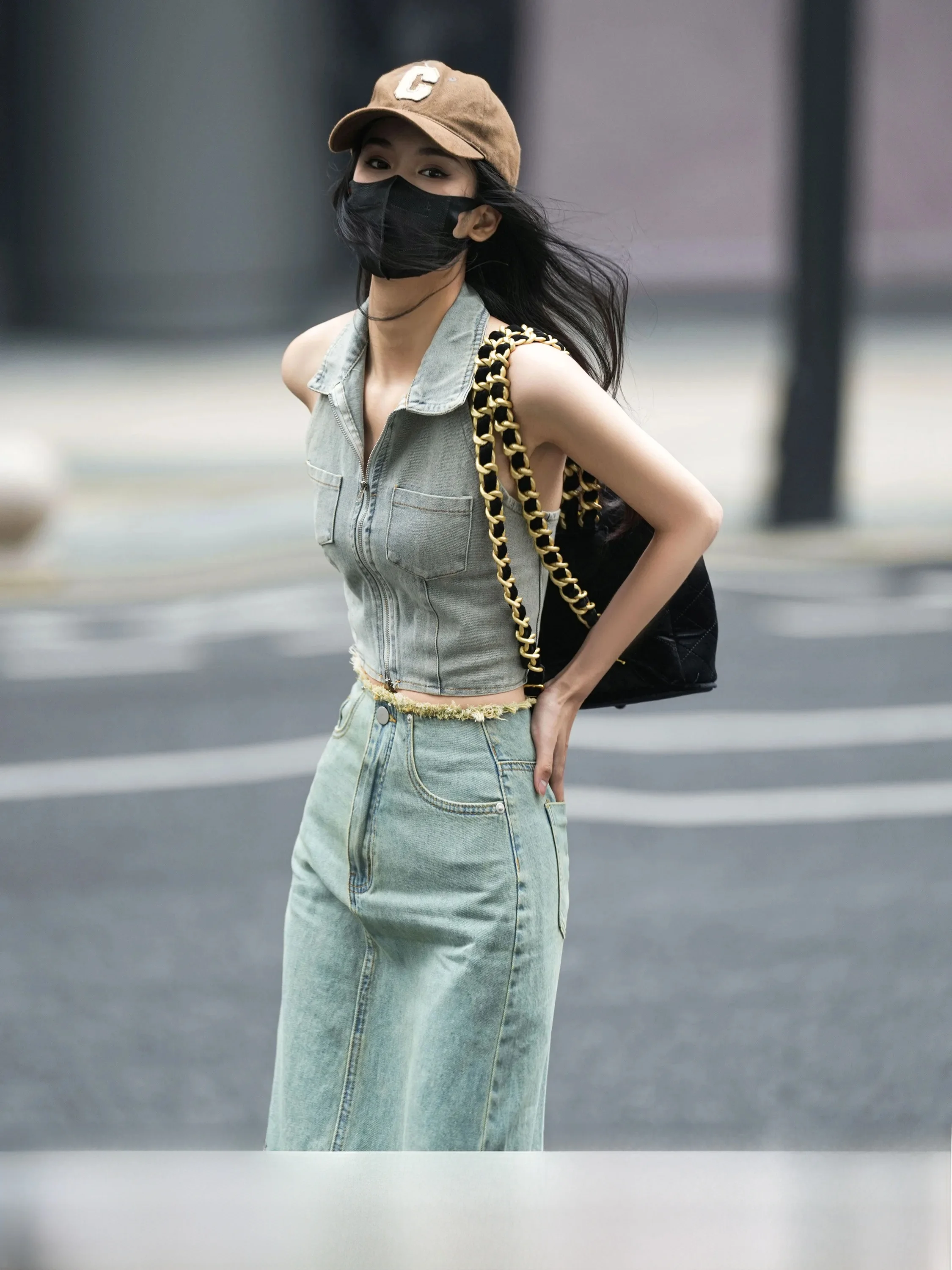 

Luna7xi Retro American Denim Backless Vest Women's Summer Fashionable Design Sensation Chic Top Cotton Polyester Blend