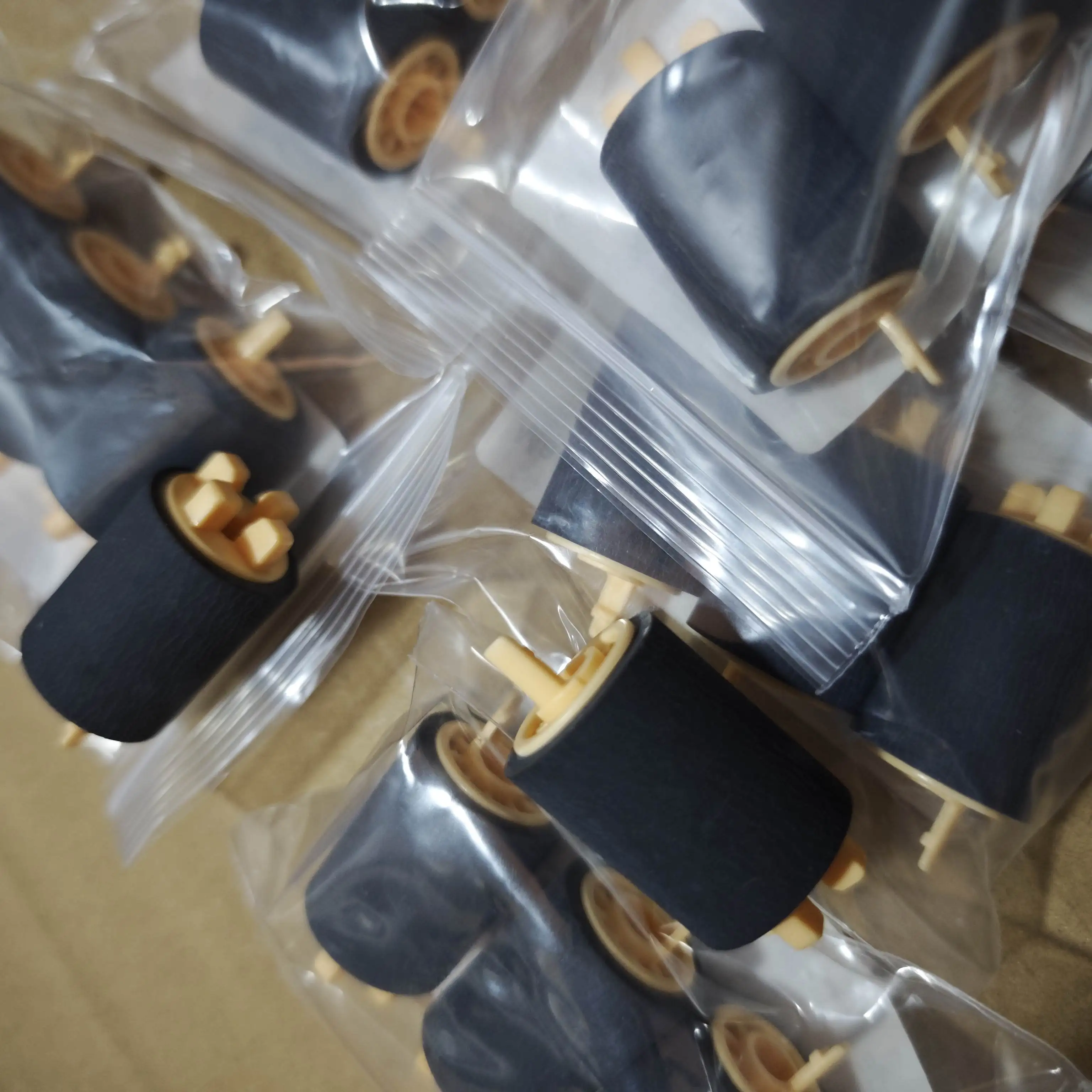 

1 комплект/3 шт. ролик захвата 604K97140 для XEROX DocuCentre-V 2060 3060 3065 C2263 C2265 ApeosPort V3065 V3060 V2060