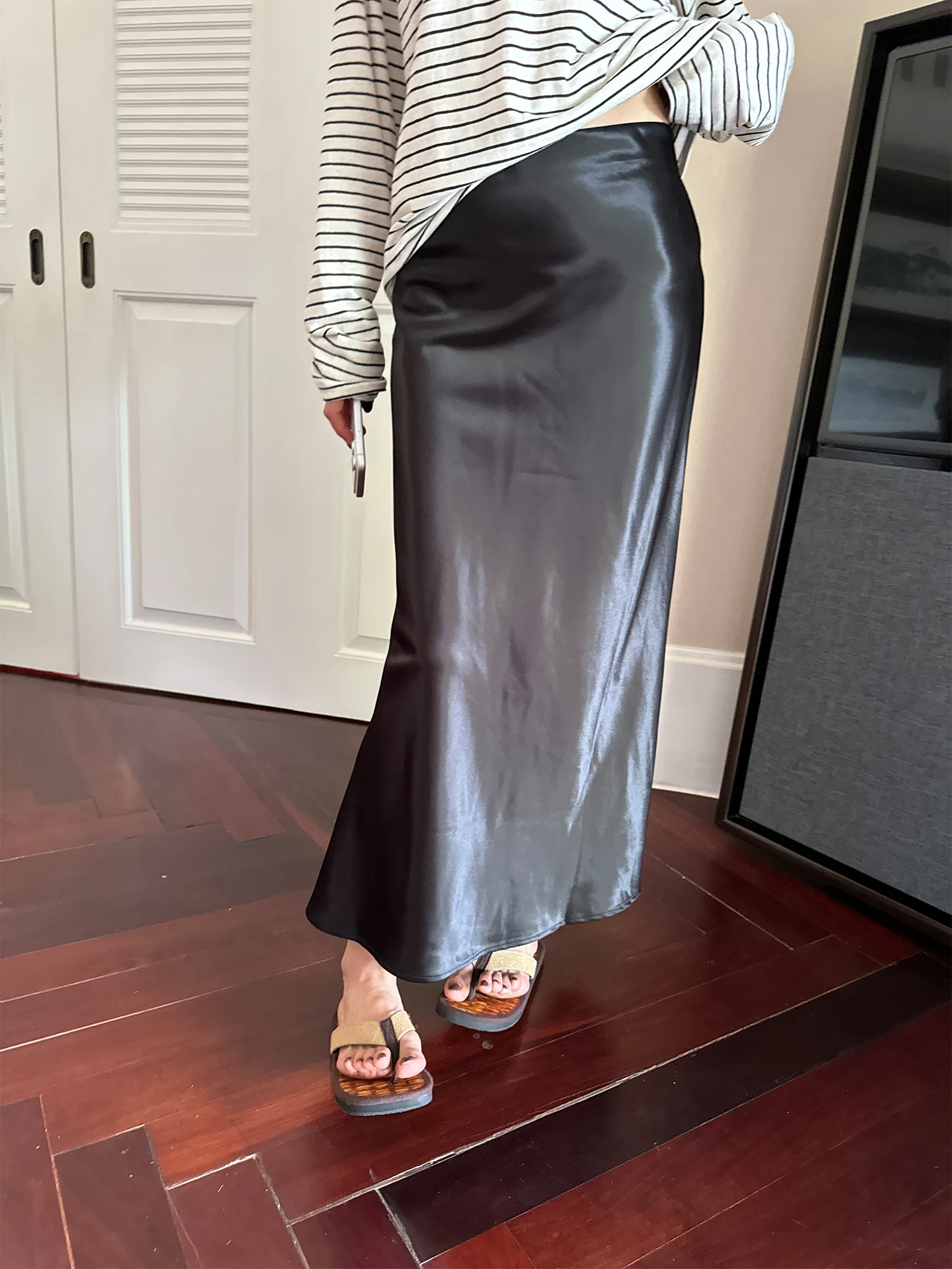 Bla Satin Loose Cas…