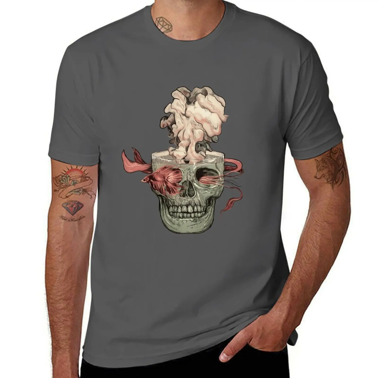 

Red Fish and Skull T-Shirt Casual Trendy Short Sleeve T-Shirt