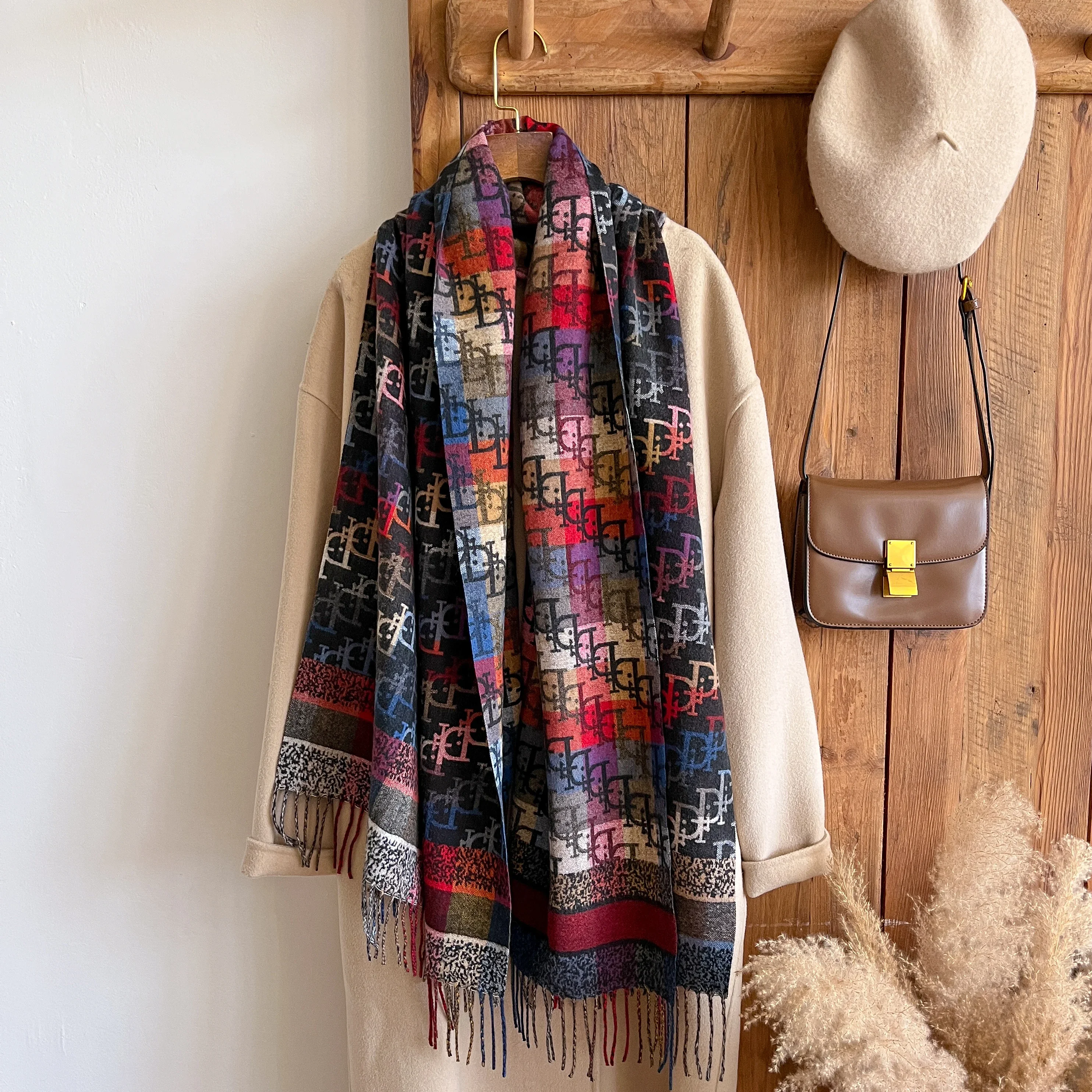 Winter Neue Marke Nationalen Stil Paisley Design Dicke Pashmina Warme Schal Lange Quaste Druck Schal Frauen Halten Warme Poncho Stolen – Detail 17