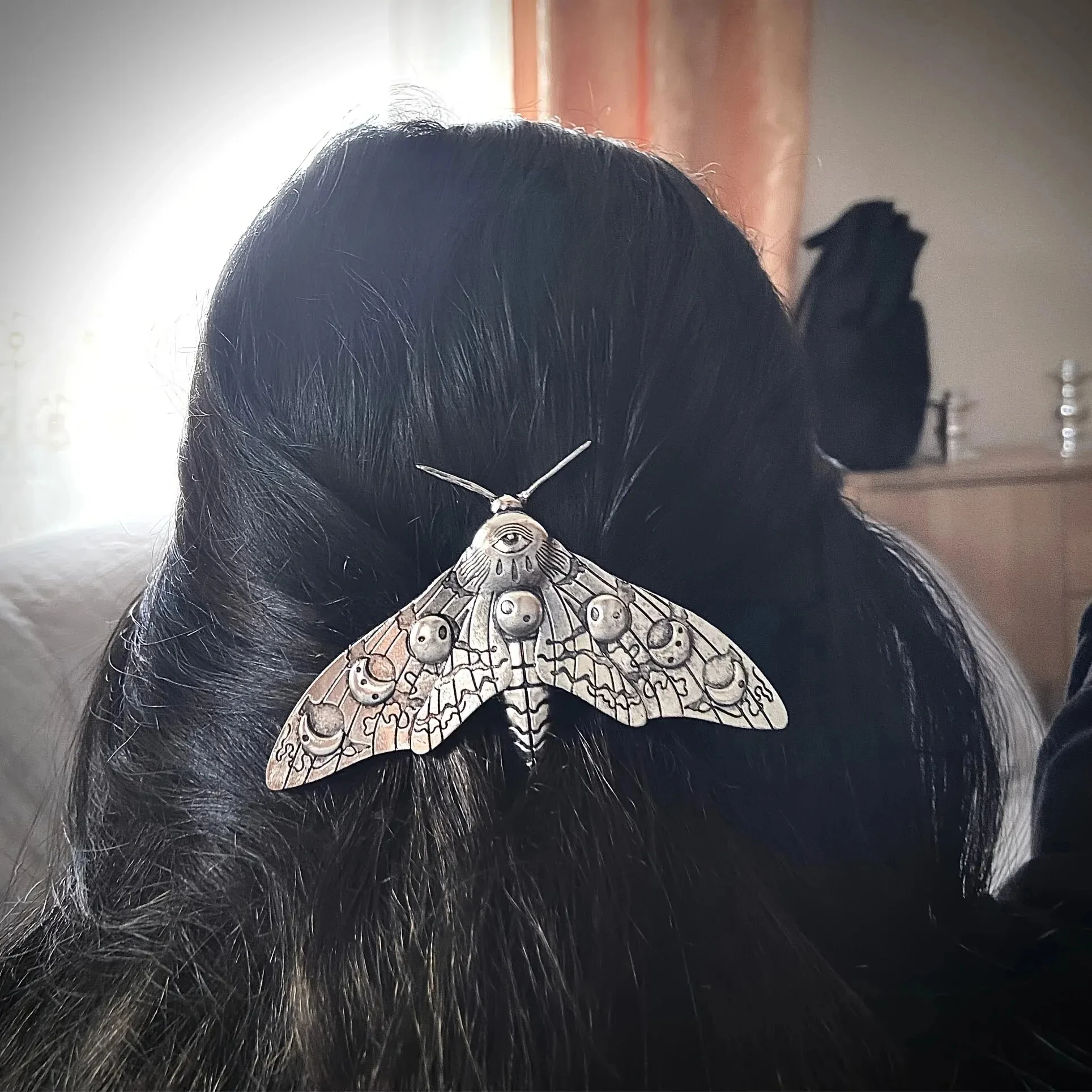 Vintage insect hairpin Butterfly Moth hairpin Vintage Gothic haute couture Ladies fashion personality exquisite jewelry