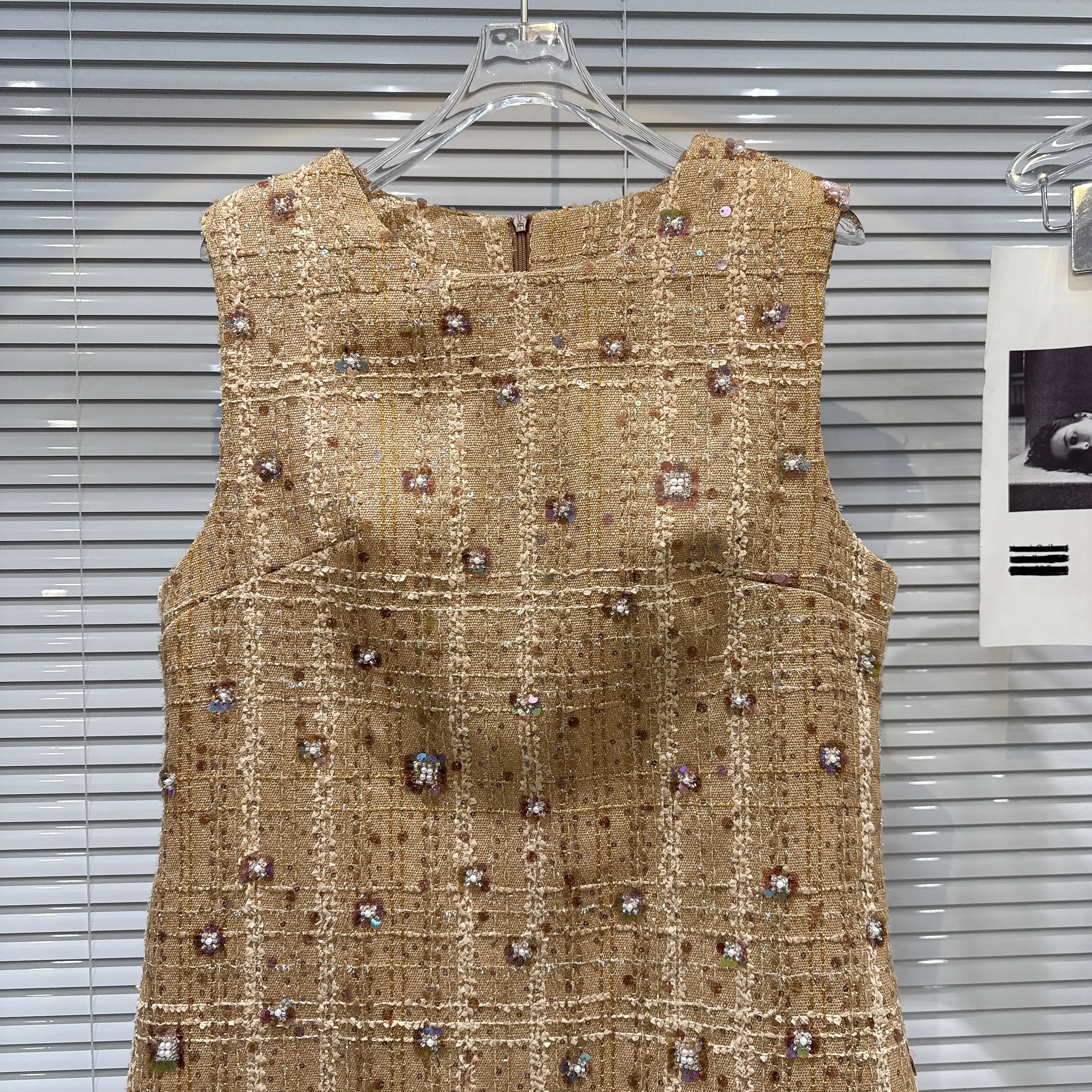 French Elegant Fashion Socialite Sleeveless Dress Sequin Bow Round Neck Slim Fit A-line Tweed Short Tank Dress for Women Autumn