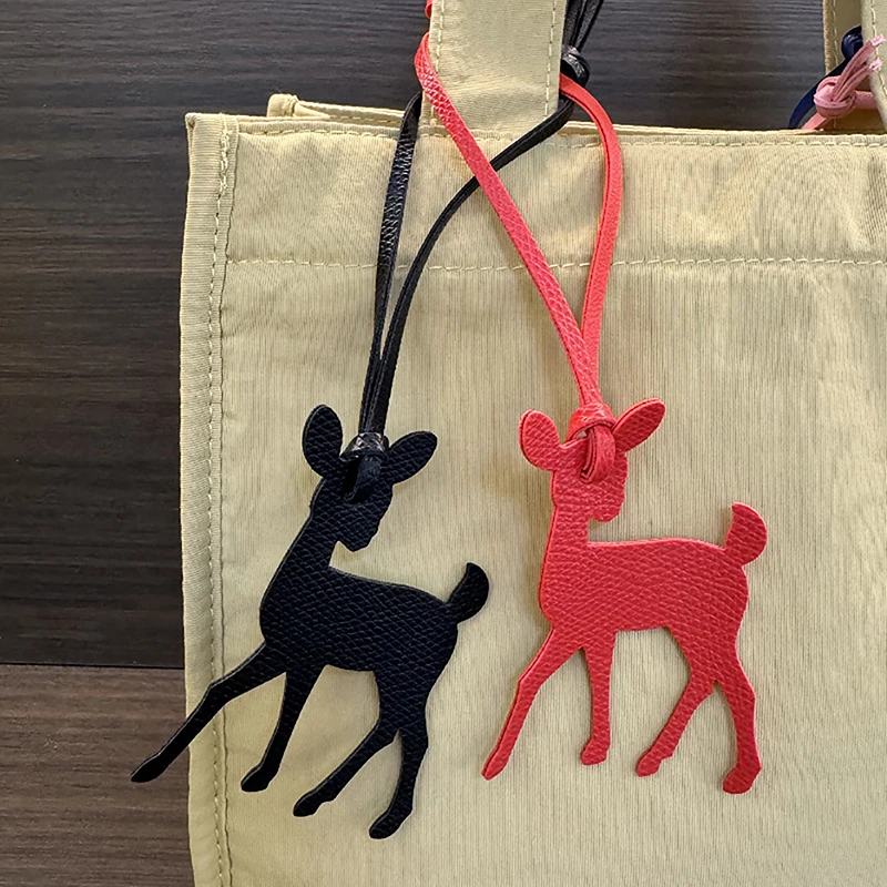 Fashion Agile Deer PU Leather Keychain Charms Bag Pendant Jewelry Women Car Key Holder Christmas Tree Hangings Accessories