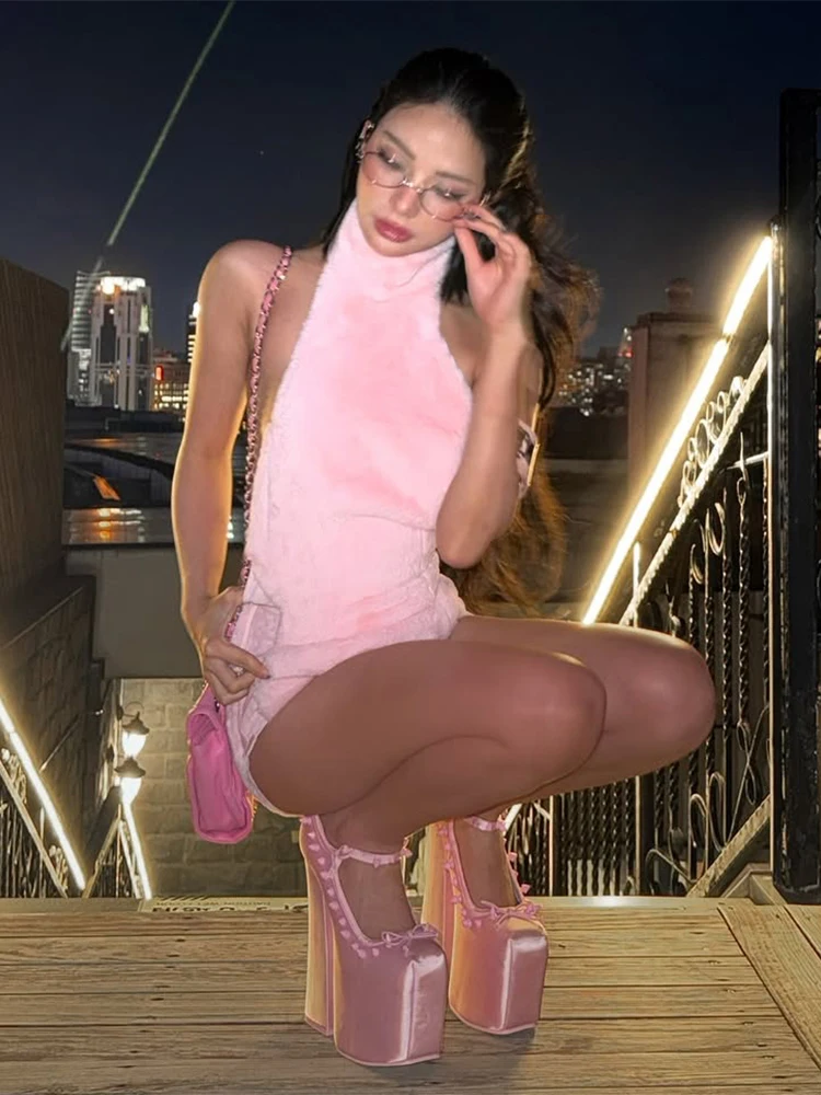 Nibber-Conjunto de 2 piezas peludo para mujer, chalecos con remaches y espalda descubierta y cuello alto + Mini pantalones cortos de cintura elástica, trajes sexys de moda urbana de medianoche