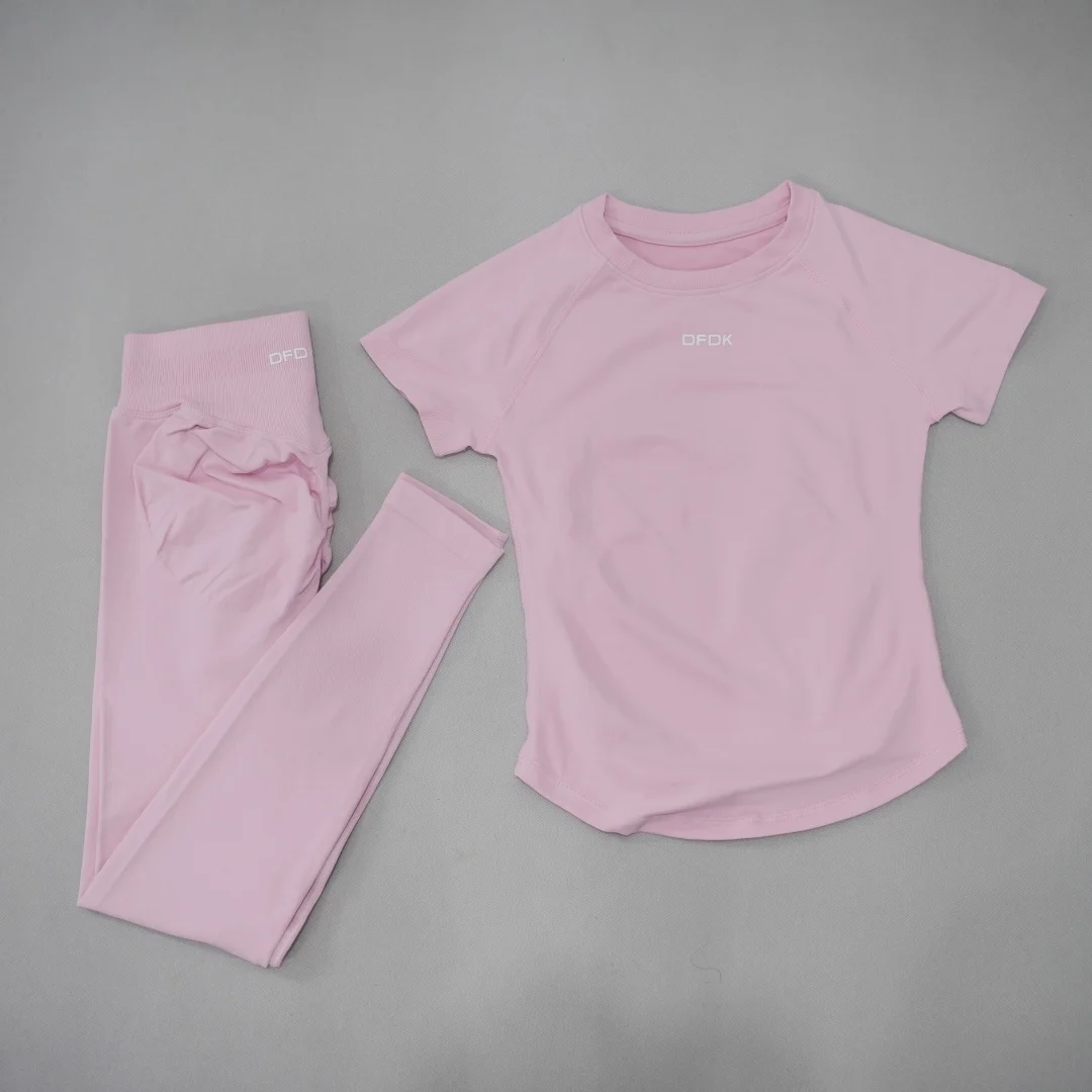 DFDK Dames 2-delig naadloze yogaset, korte mouwen, slanke top, high waist leggings, ademend, sneldrogend, geschikt voor gym, hardlopen en fitness.