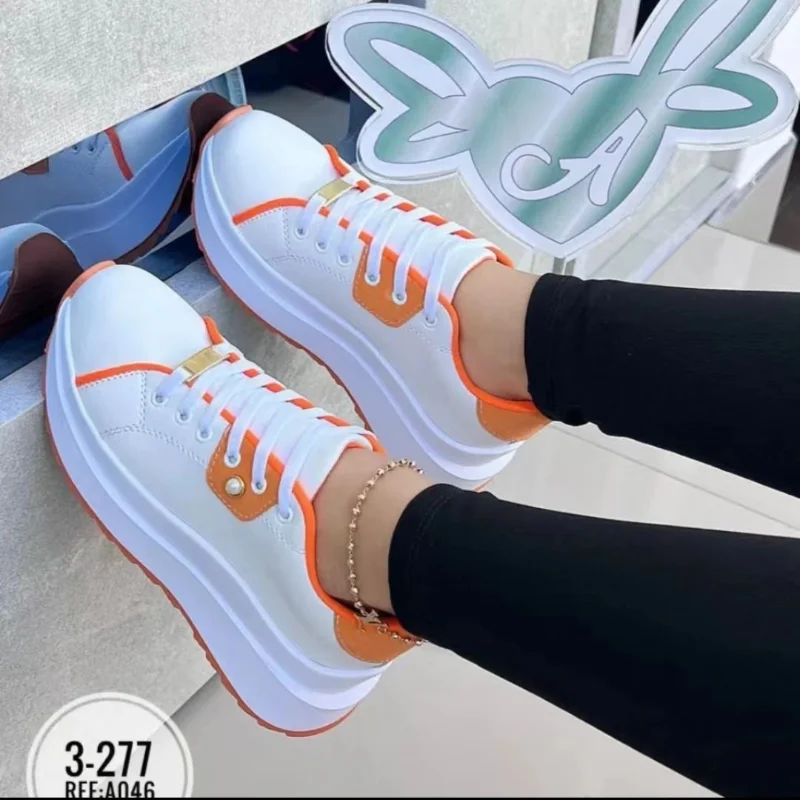 Women Sneakers 2024 Autumn New Trend Casual Flats Sneakers Female New Fashion Comfort Slip-on Platform Vulcanized Shoes Size 43