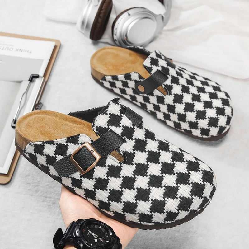 

Женские шлепанцы на платформе с шахматным узором, удобные уличные тапочки для пар, повседневная домашняя обувь больших размеров 36-45