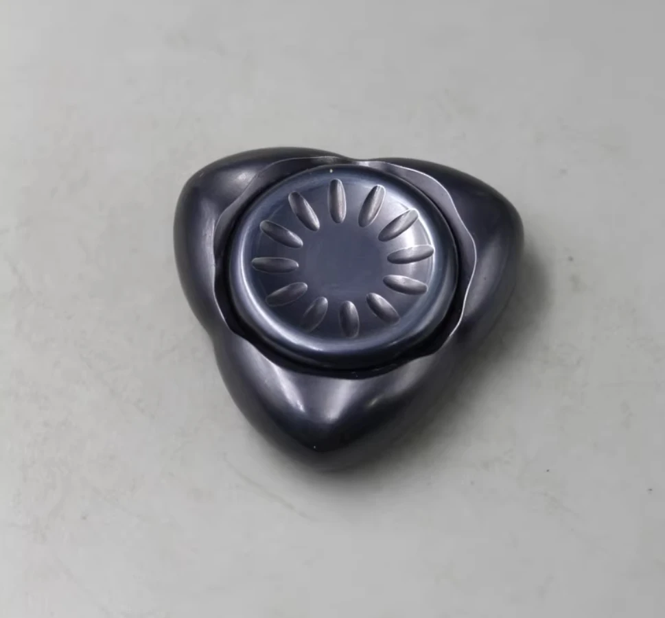 تستخدم EDC تصنيع دقيق لحزم السكر الصغيرة جيروسكوب الإصبع الدوار ألعاب تخفيف الضغط