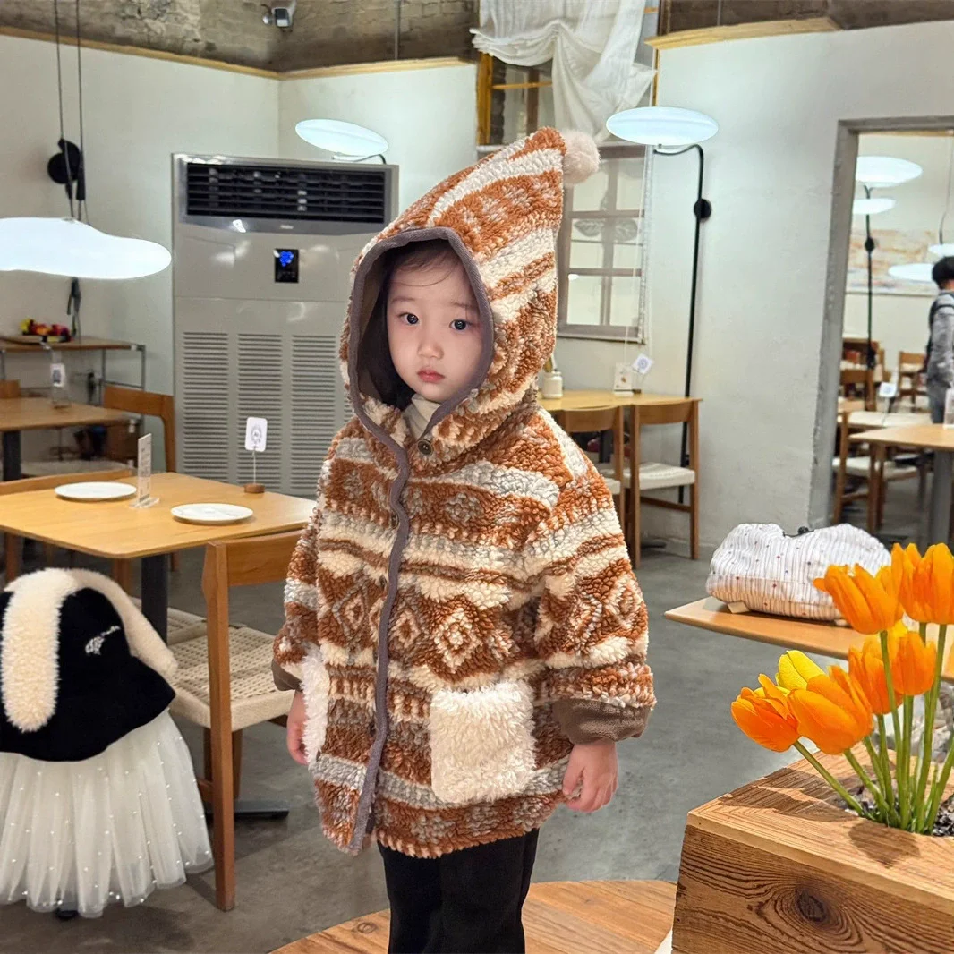 الأطفال فتاة خروف المخملية سترة الشتاء سميكة الأطفال أعلى الخريف والشتاء الطفل زائد زغب سترة طفل وسيم الشتاء