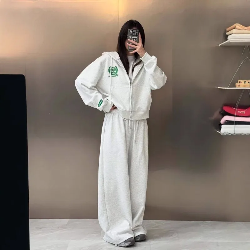 طقم مكون من قطعتين من سويت شيرت بتصميم مطرز بغطاء للرأس وملابس غير رسمية طقم ملابس رياضية للربيع والصيف موديل جديد للسيدات #2