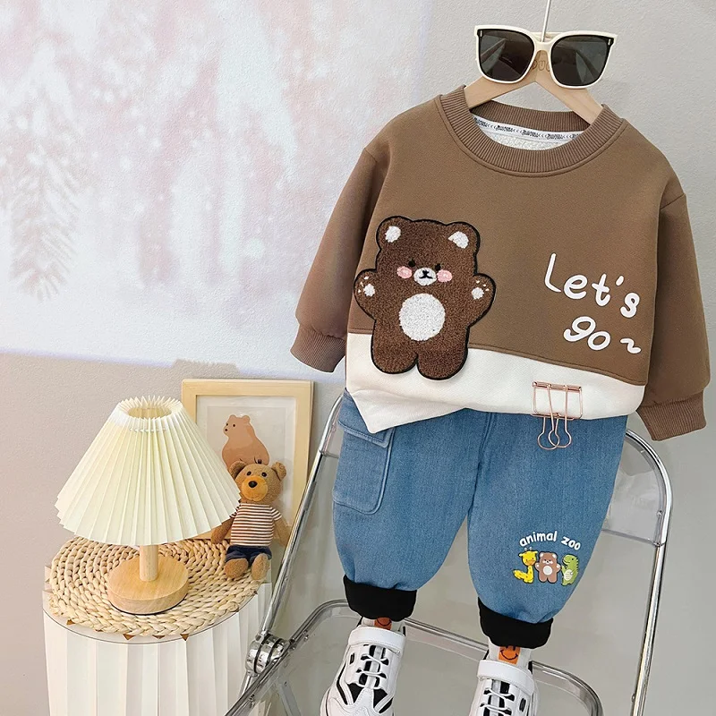 2023 New Boys\' Plush Cartoon Hat Little Bear Printed Long Sleeve Pants Set Girls\' Long Sleeve Warm Cute Set Baby Clothing