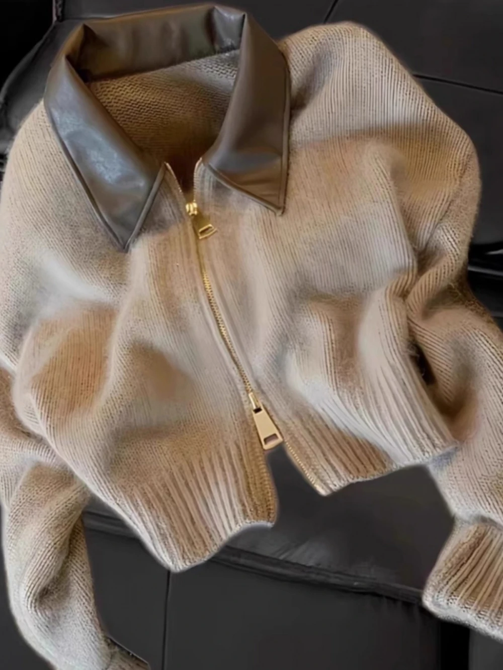 Cardigã Aberto Tricotado em Bloco de Cores com Design em Couro PU Feminino, Jaqueta Suéter Solta com Zíper, Novo Estilo Corea...