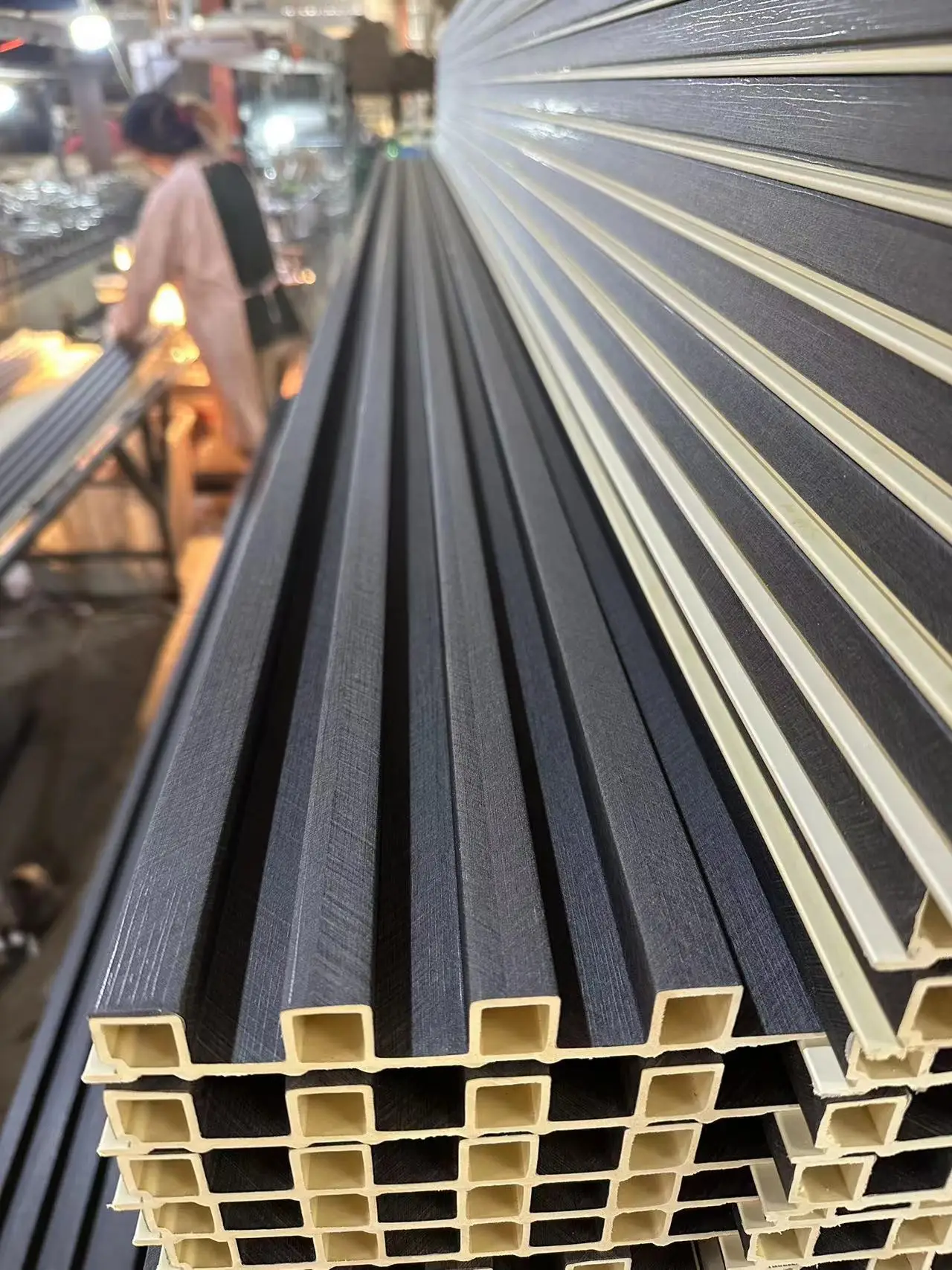 2026 Hot Use Indoor Wpc Fluted 160 Wpc Panels Walls Decorative 160 Wood Grain Laminated Wpc Wall Panelspromote sales