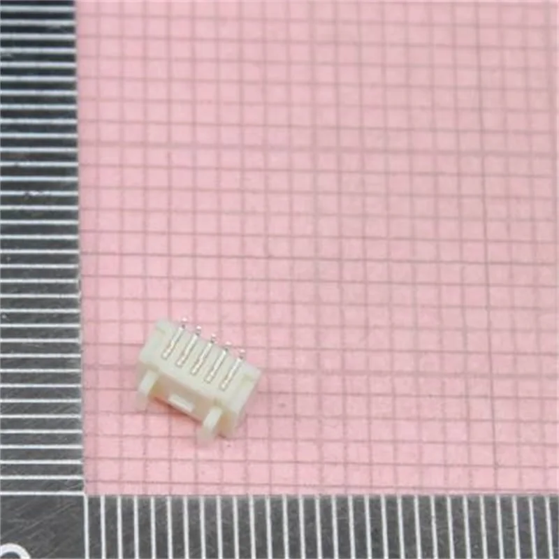 1Pcs/Lot   501953-0507   MOLEX 1.00mm Pitch, Pico-Clasp PCB Header, Single Row, Right-Angle, Surface Mount, 1.01µm Tin Plated