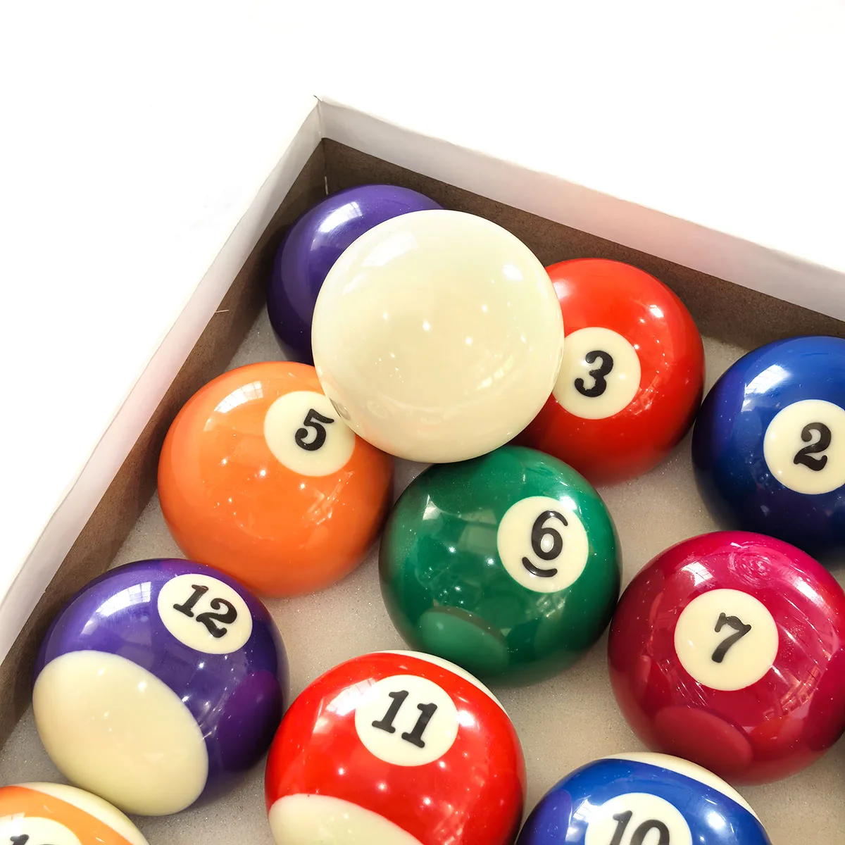 Superior Quality Resin Material Multi Size Billiard Pool Ball 16pcs/set Black Box