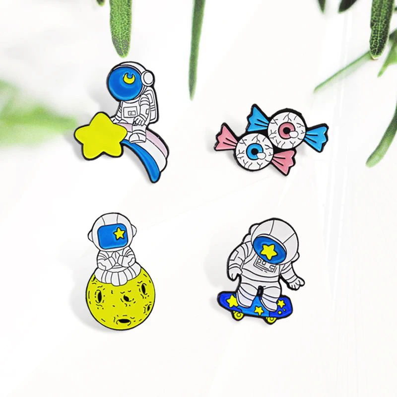 Planet Rainbow Skateboard Candy Eyeball Pines Badge Lapel for Kids Jewelry Outer Space Astronaut Enamel Brooch Star Meteor Moon