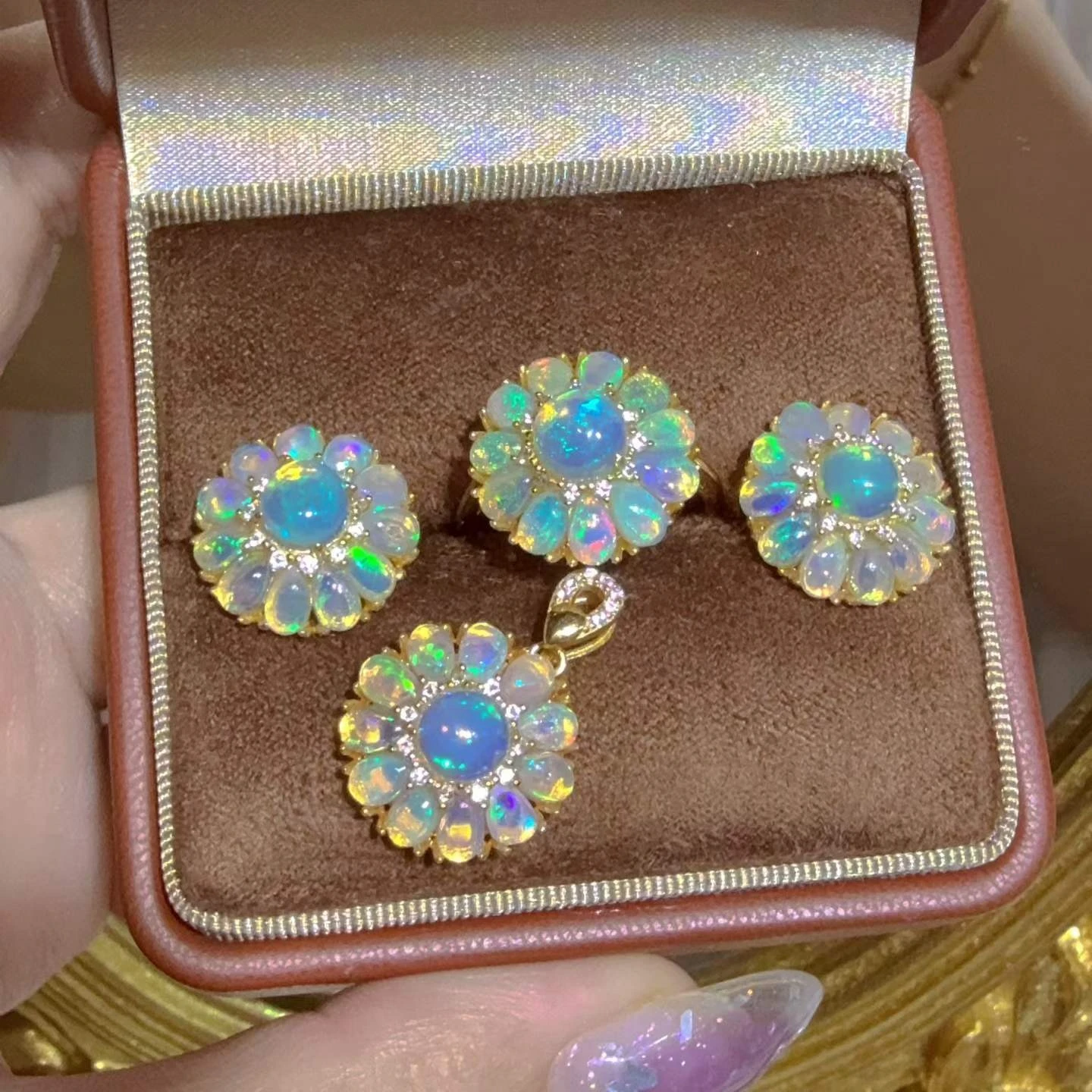 

Natural White Opal Sunflower Jewelry Set 925 Sterling Silver Pendant Ring Stud Earrings for Women