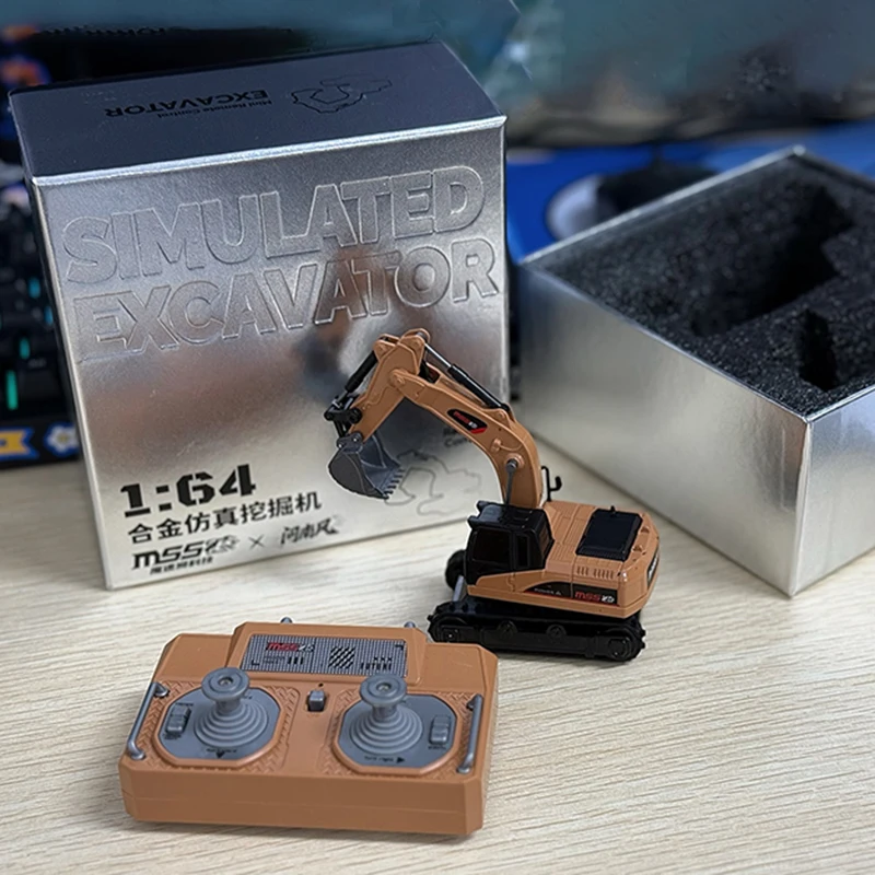 รถของเล่นรุ่นใหม่ 1/64 รถยกโลหะผสมบังคับวิทยุ รถบรรทุก รถขุด ของเล่นสะสมสำหรับเด็กผู้ชาย