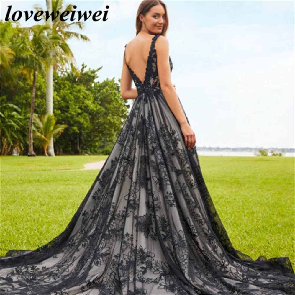 A Line Charming Wedding Dress Elegant Black Wedding Gown V Neck Lace Bridal Dress Sexy Long Sleeves Bridal Gown vestido novia