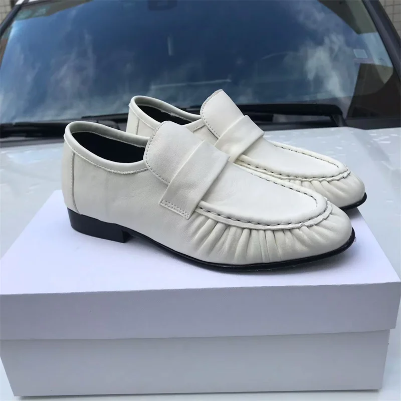 New French retro flat shoes made of cowhide, hand sewn with genuine leather soles. Le Fu women\'s one-step comfortable and casual