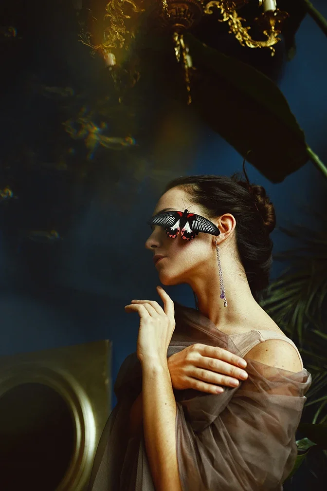 ديكور المنزل الزهور فراشة امرأة مجردة ملصق فني يطبع مع الإطار الشكل صورة الرسم على لوحات القماش الجدارية صورة المعيشة #2