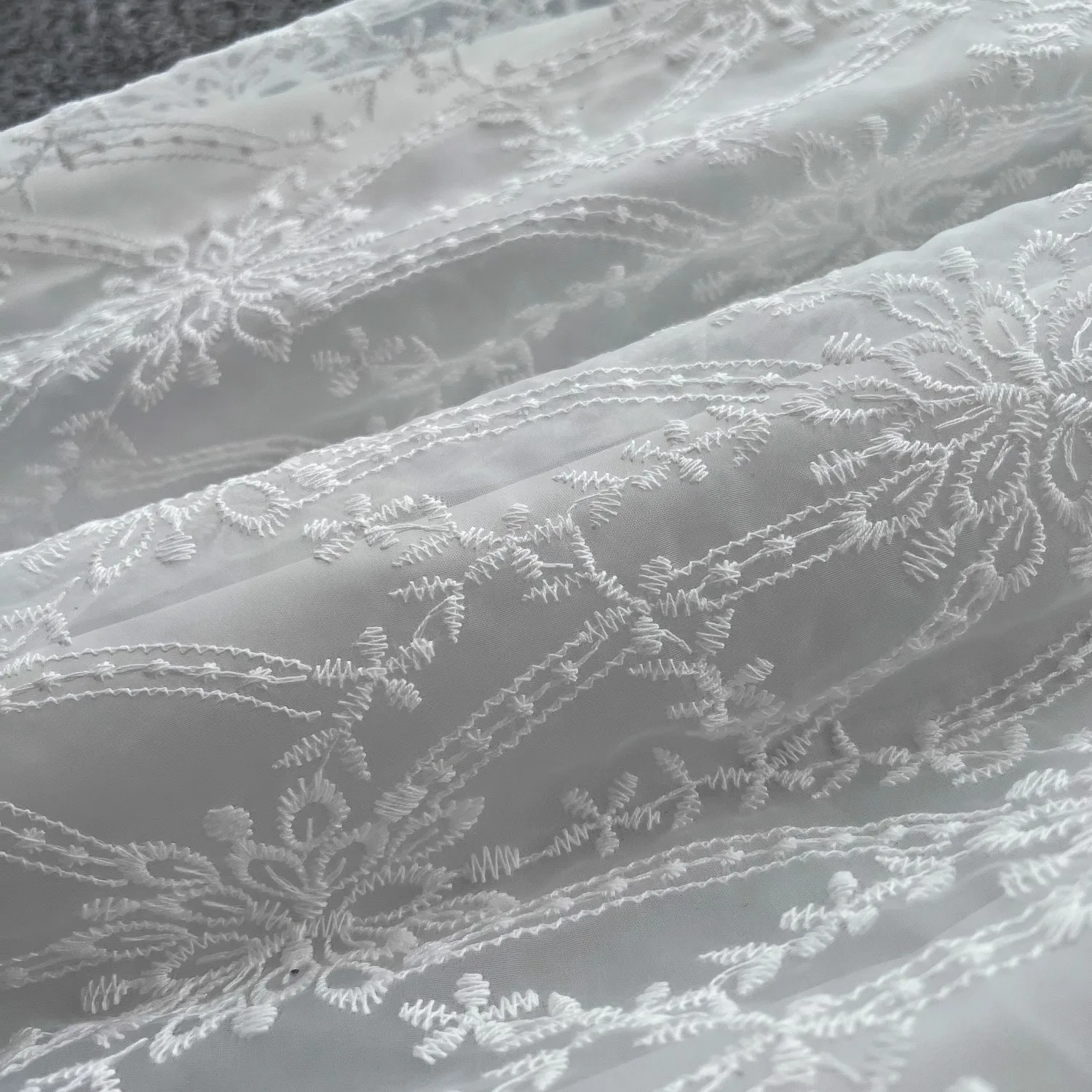 Summer Elegant French Flower Button Embroidery Prom Evening Wedding White Lace Dress Women Notched V-Neck Belt Party Dresses