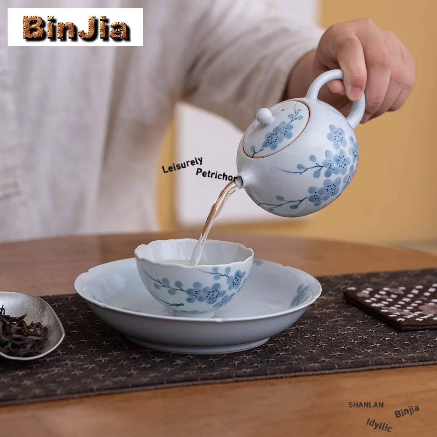 200ml Hand-painted Plum Blossom Xishi Teapot Antique Tea Infuser Pot Tea Maker Kettle With Ball Hole Drinkware Accessories Gift