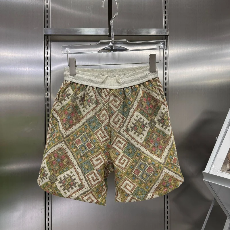 Ethnische Mode neue dünne Shorts Jacquard lässig Sommer fünf Shorts lose Männer Strand kurze Hosen