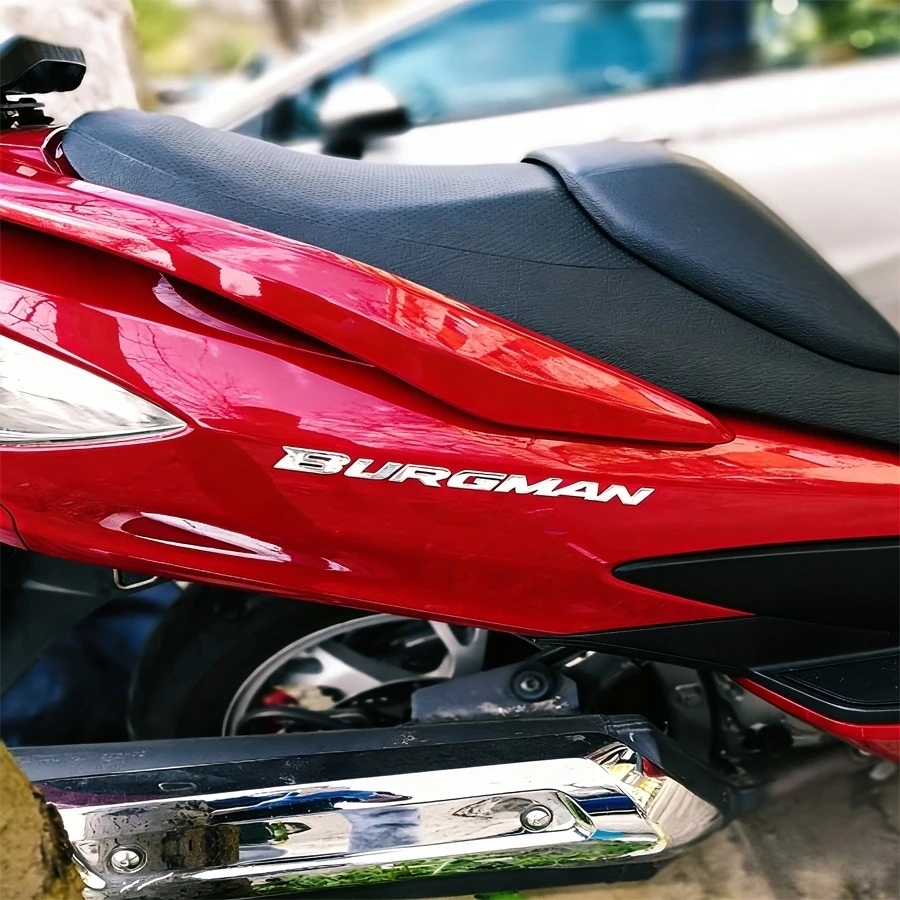 Yecnecty-emblema cromado 3D para motocicleta, pegatinas reflectantes para Scooter, para Suzuki Burgman AN125, AN200, AN400, AN650, 1 Juego