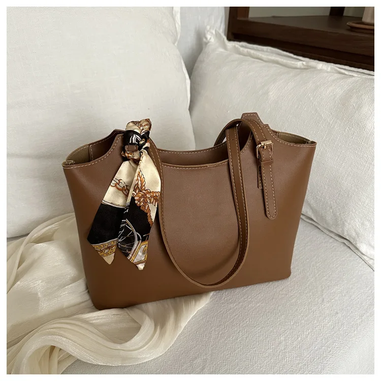 Modische, stilvolle Seidenschal-Einkaufstasche, Umhängetaschen mit geräumigem Fassungsvermögen, elegante Unterarmtasche, vielseitige Pendelhandtasche für Damen – Detail 23