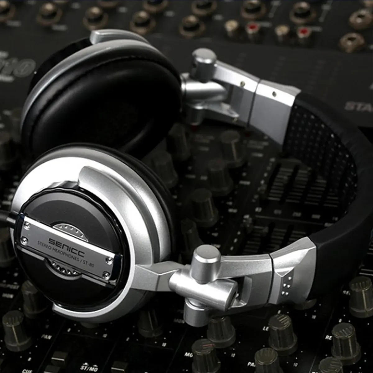 DJ Headphones Noise Lsolating Professional Monitoring ABS DJ Monitor Headphones