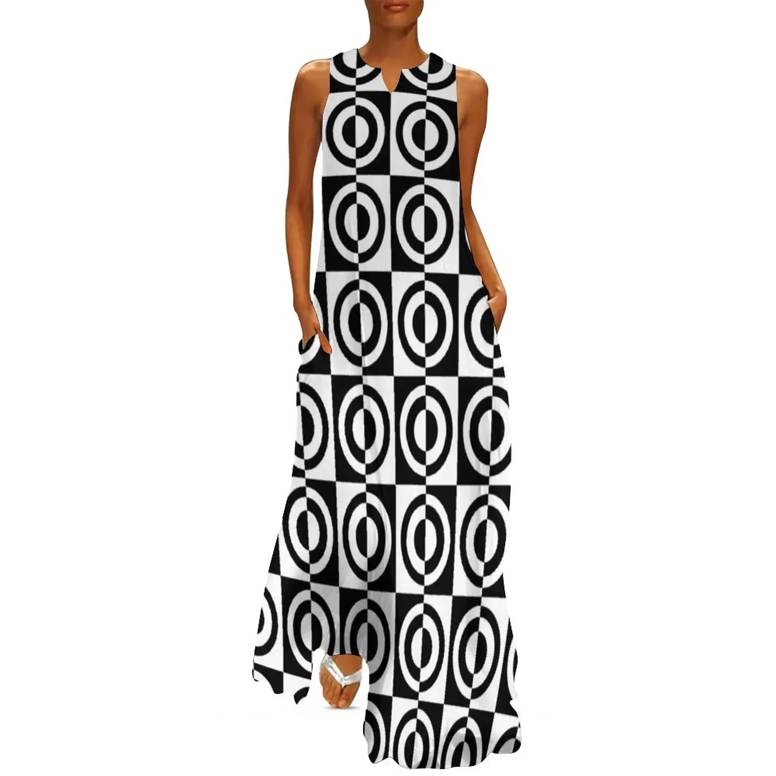 

Black and White Sixties Op Art Circles in Squares Long Dress Casual dresses Evening gown women's clothing trend 2025 Dress