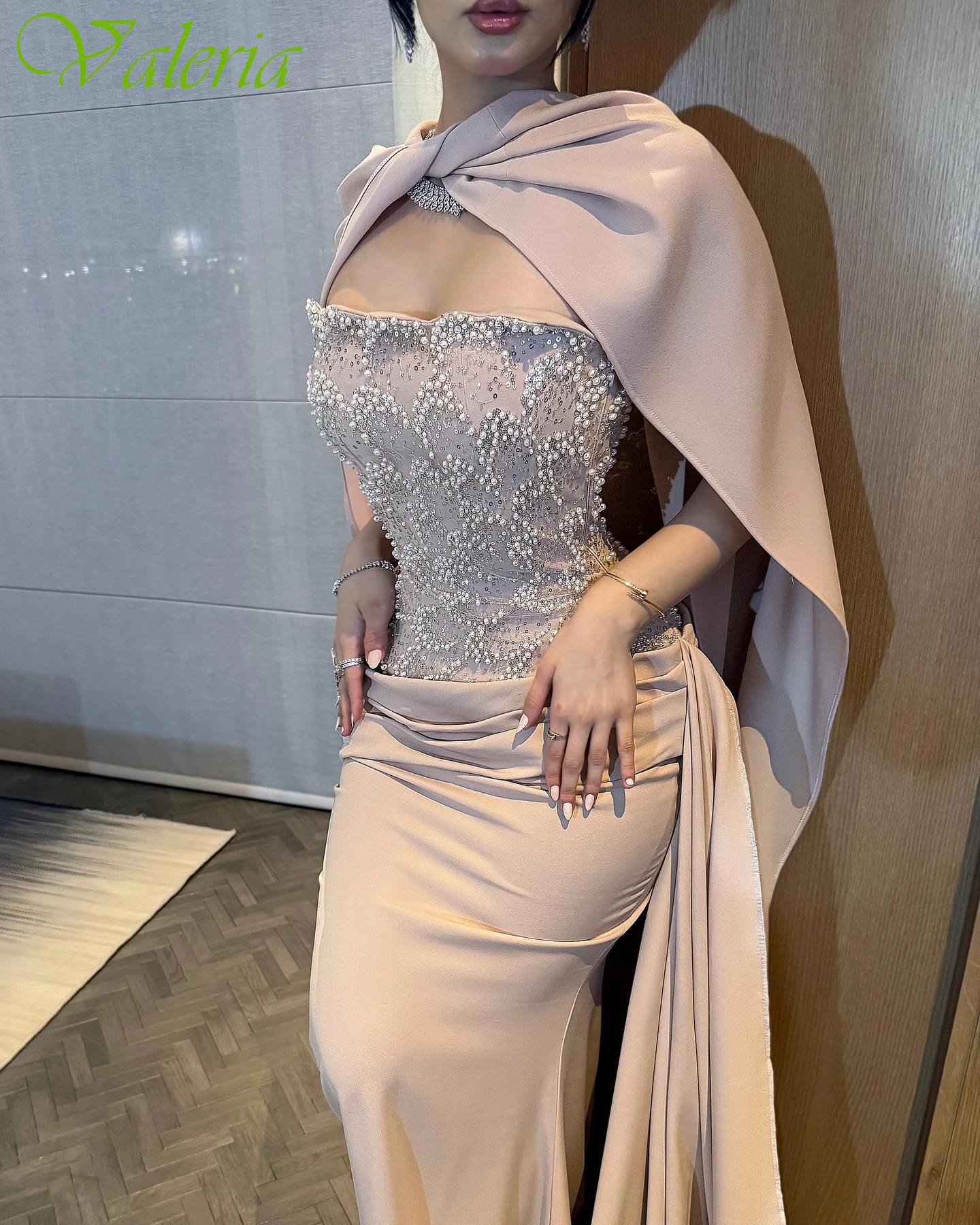 Abito da sera delicato con scialle a cappella senza spalline a sirena personalizzato Abiti da festa eleganti Abito da ballo dal temperamento classico