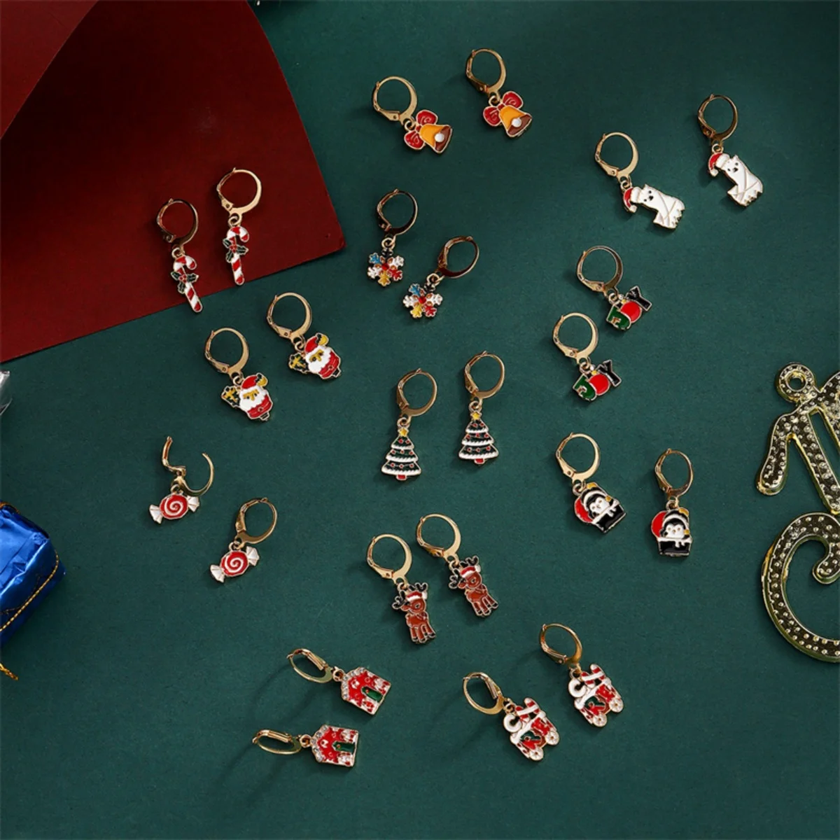 12 Paare/satz Weihnachten Ohrringe Set Glocke Schneeflocke Süßigkeiten Pinguin Baum Hirsch Cane Santa Claus Ohrring Schmuck Geschenk Für Frauen Männer