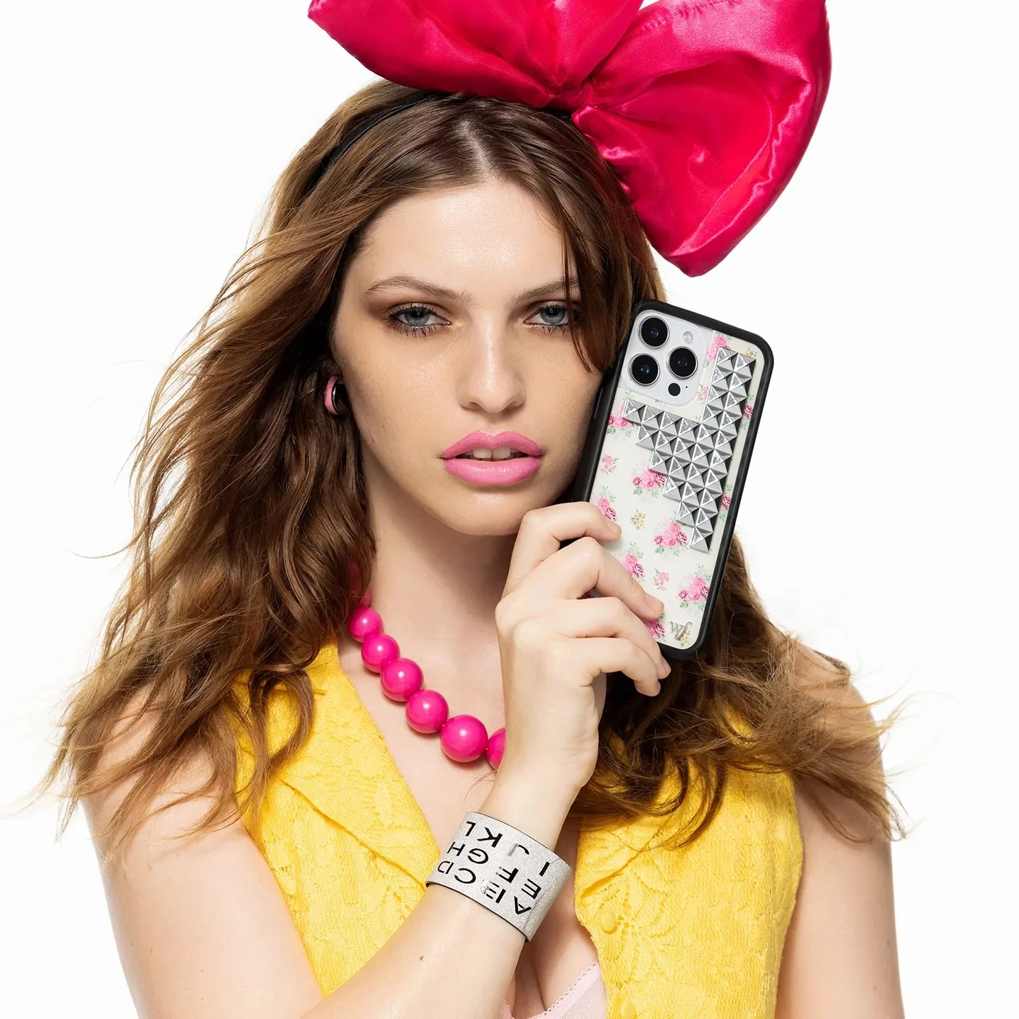 Wildflower Studs Collection Phone Case for iPhone 18Pro 12 13 14 15 16 17 18 Pro Max Plus Custom 3D Rivet Shockproof Cover
