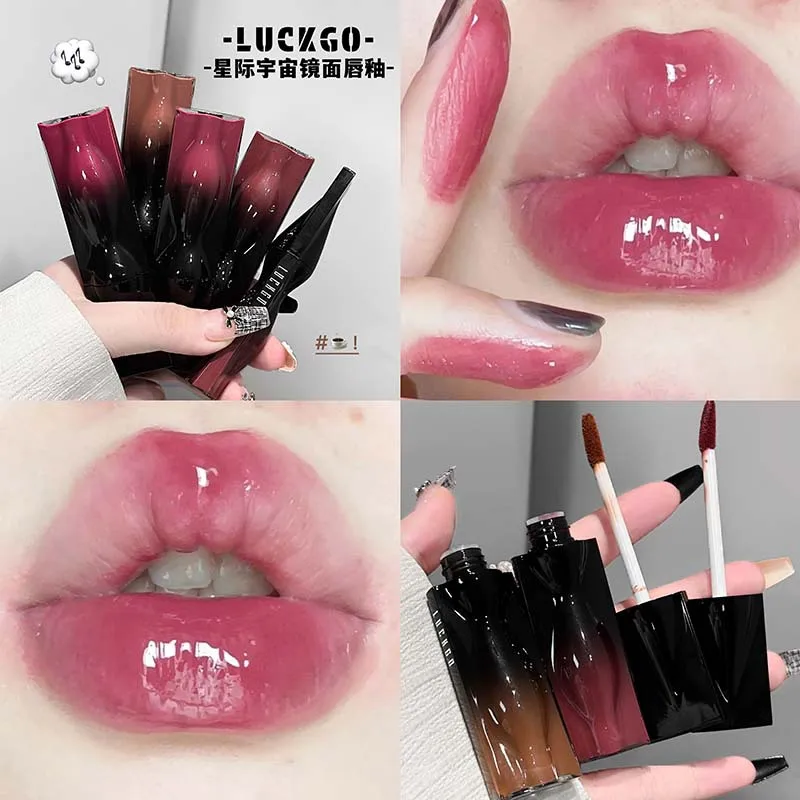 Lo smalto per labbra a specchio dell'universo interstellare, facile da colorare, idrata le linee delle labbra sbiadite migliorano la carnagione, il trucco naturale del rossetto