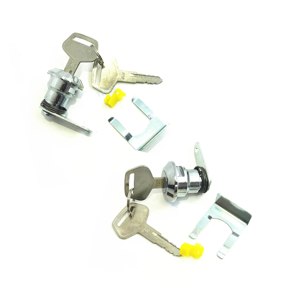 Excavator Accessories For Hitachi ZAX 120/200/240-6-3G Cab Door Lock Lock Core Key