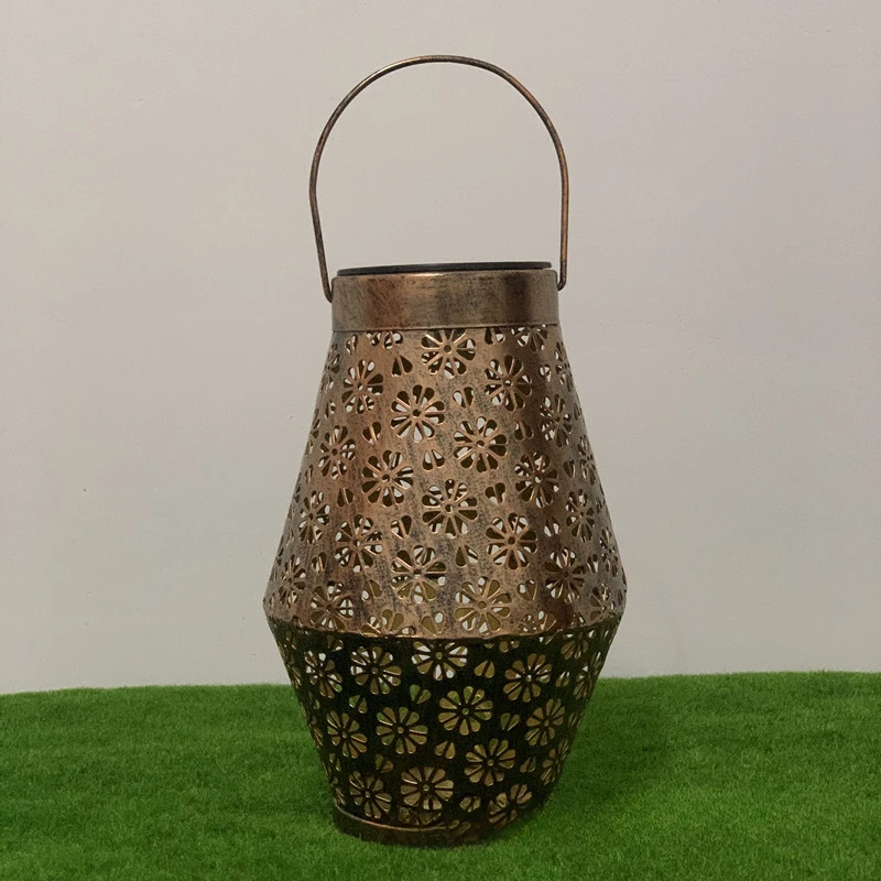 Iron Art Solar Outdoor Light Lawn Chrysanthemum Pattern Projection Light Metal Craft Courtyard Ornament Light