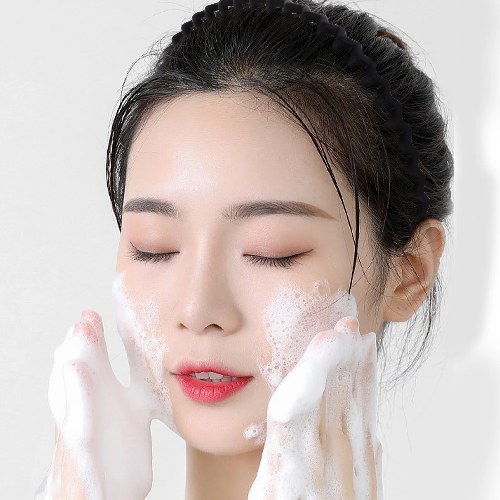 

5pcs Non-slip Hairbands for Women Anti-slip Plastic Headbands with Teeth Design Face Washing Workout Headband Black Set