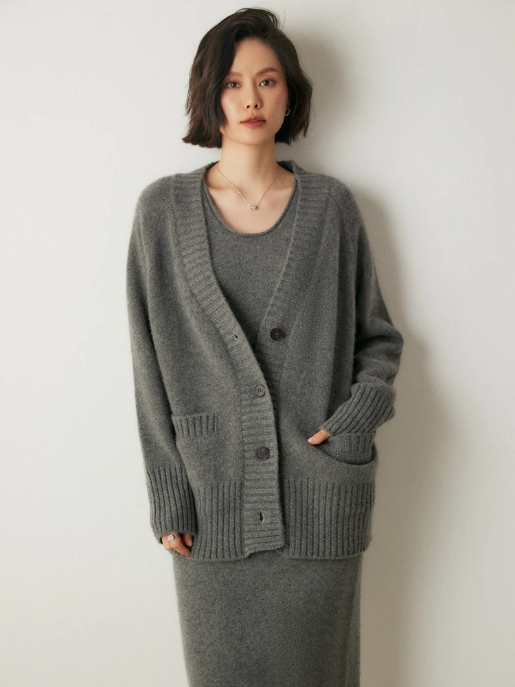

MEETCC Autumn Winter Women Pocket Cashmere Cardigan V-Neck Thick Warm 100% Cashmere Sweater Coat Female Casual Loose Knitwear