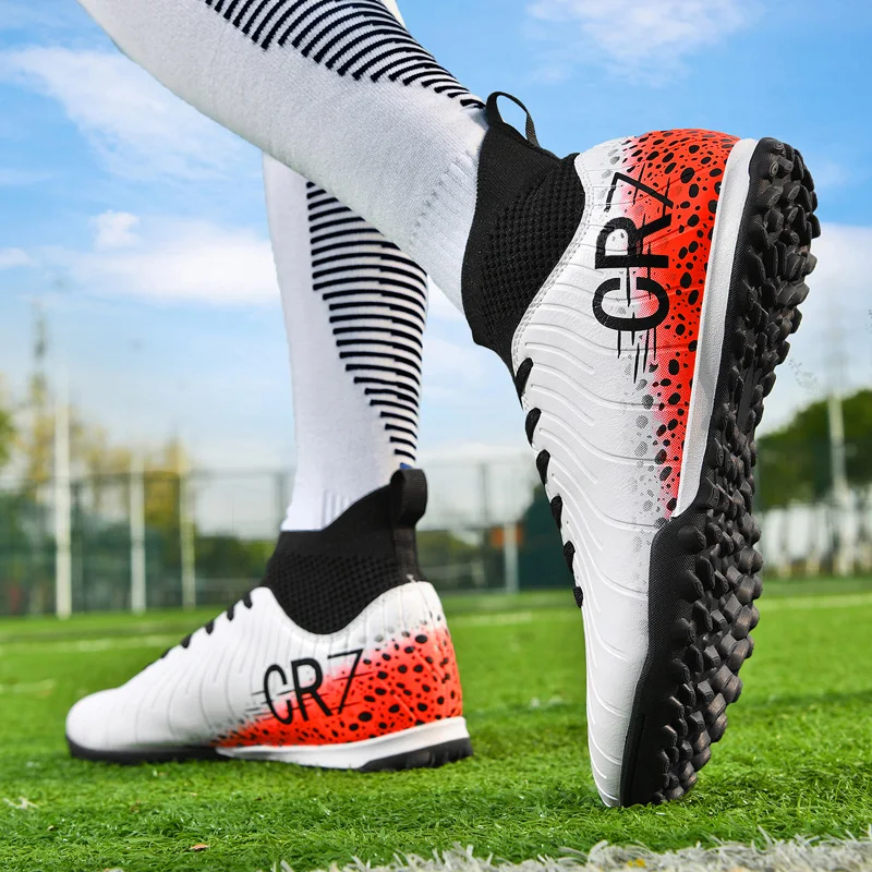 White Football Shoes Men TF Professional Fast Grass Soccer Shoes Teenager Turf Outdoor Training NonSlip Women Soccer Sneakers