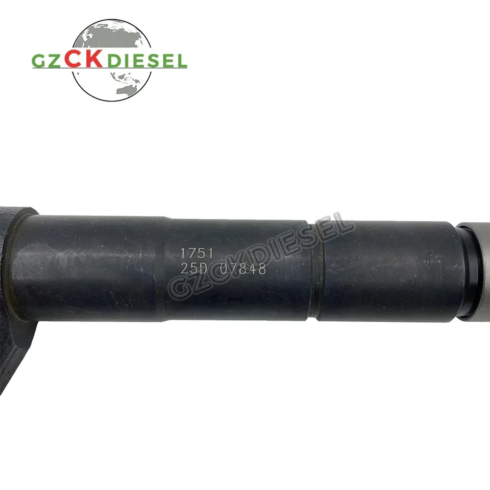 Excavator diesel Engine Parts Fuel Injector 295050-1751