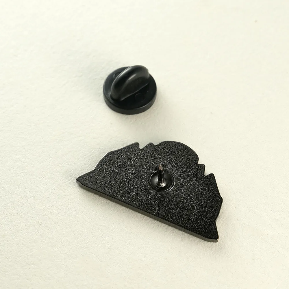 1pc Cyberpunk Game Inspiration Brooch Skull Badge Game Player Role-playing Accessory