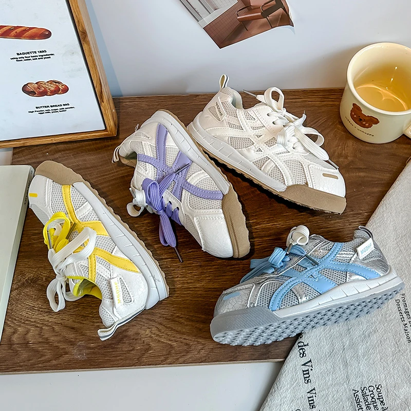 

2025 модные осенние новые кроссовки для маленьких детей, детская повседневная обувь, мягкая дышащая сетчатая спортивная обувь унисекс для мальчиков и девочек