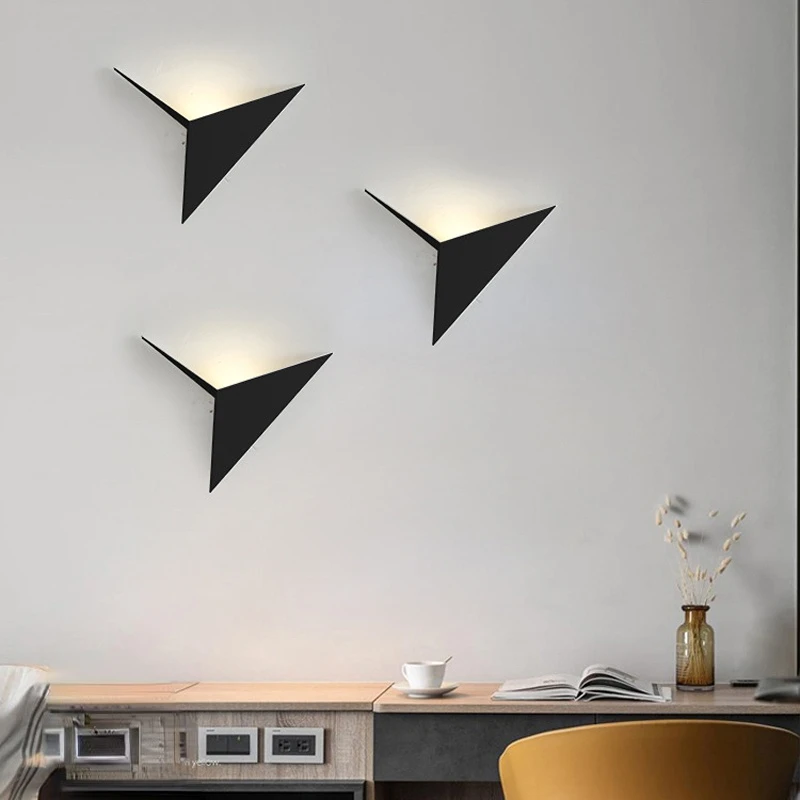 Creative Triangle Wall Lamp Nordic Led Wall Light Living Room Background Bedside Lamps Stairs Indoor Wall Sconce Lighting