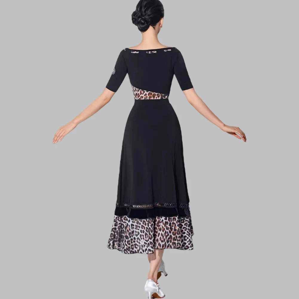 ممارسة الملابس القياسية الرقص المنافسة دعوى تنورة قاعة الرقص ارتفع Crewneck المرأة المرحلة الكل في واحد دعوى منتصف الأكمام الفالس