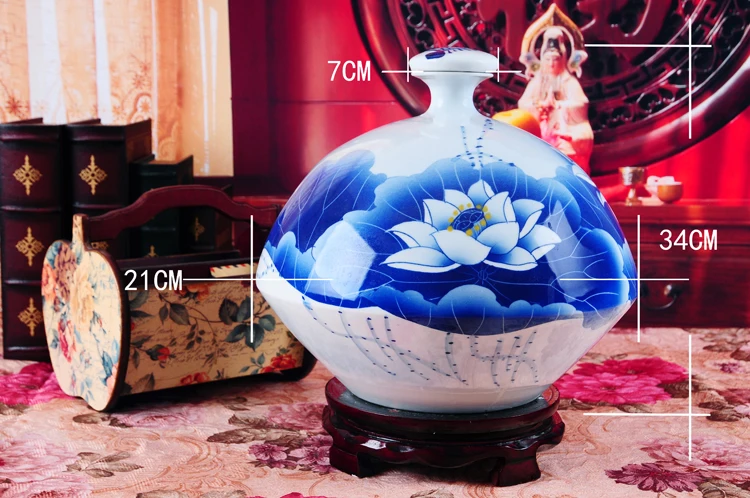 Jingdezhen blue and white porcelain vase wine bottle 5kg celebrity masterpiece Master Wu Wenhan hand painted peony